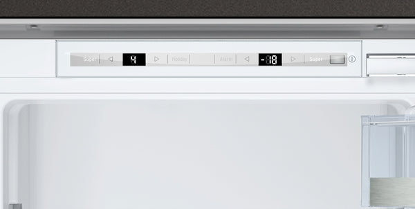N 70, Built-in fridge-freezer with freezer at bottom, 177.2 x 55.8 cm, flat hinge-5