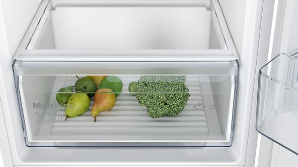 Series 2, Built-in fridge-freezer with freezer at bottom, 177.2 x 54.1 cm, sliding hinge-3