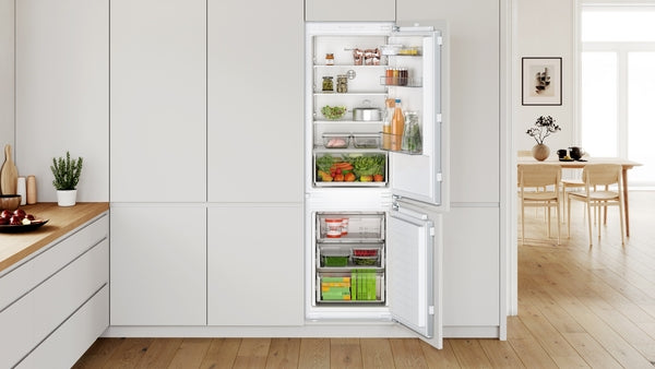 Series 2 Bottom Freezers - NoFrost with Fixed Hinge-7