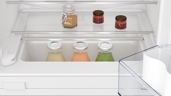 N 50, Built-under fridge, 82 x 59.8 cm, flat hinge-2