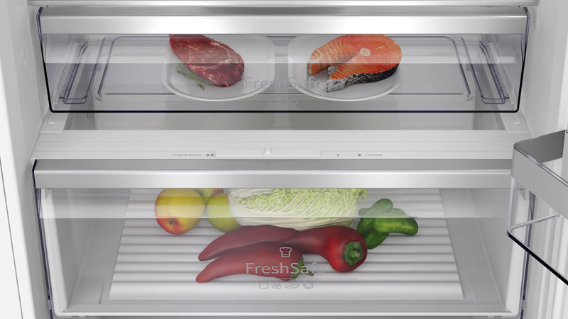 N 50, Built-in fridge-freezer with freezer at bottom, 193.5 x 69.1 cm, sliding hinge-3