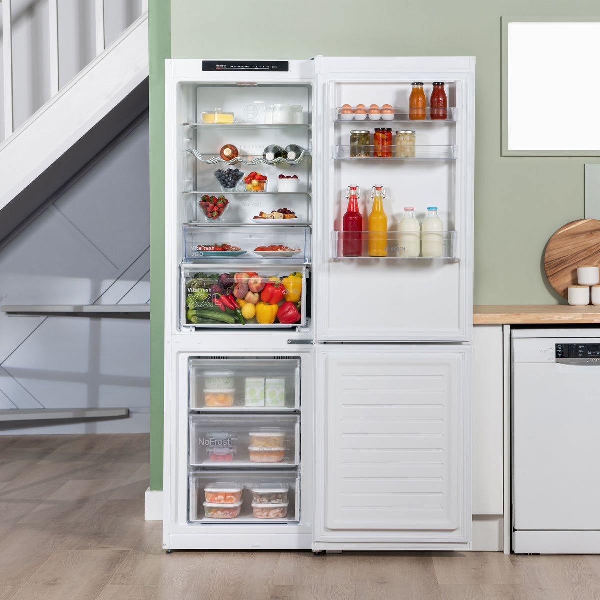Bosch No Frost - 186cm Height Series 4 KGN362WDFG