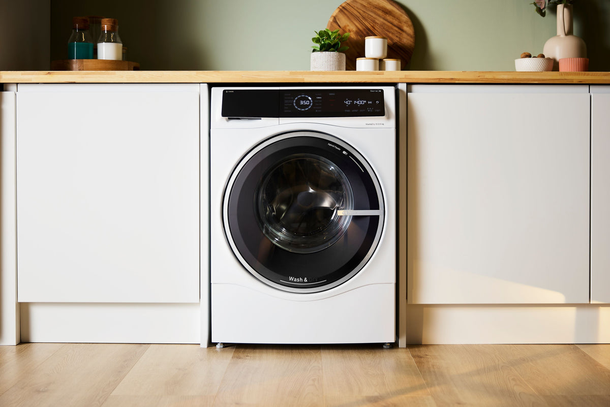 Bosch Washer dryers Series 8 WNC25410GB