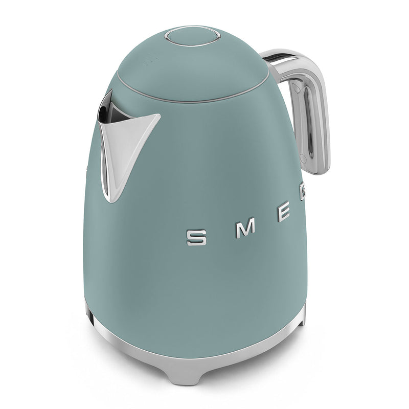 Smeg KLF03 Matte 50s Style Kettle-3