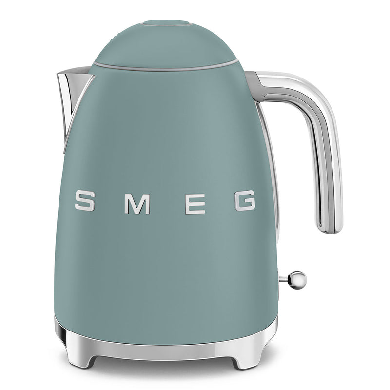 Smeg KLF03 Matte 50s Style Kettle-10