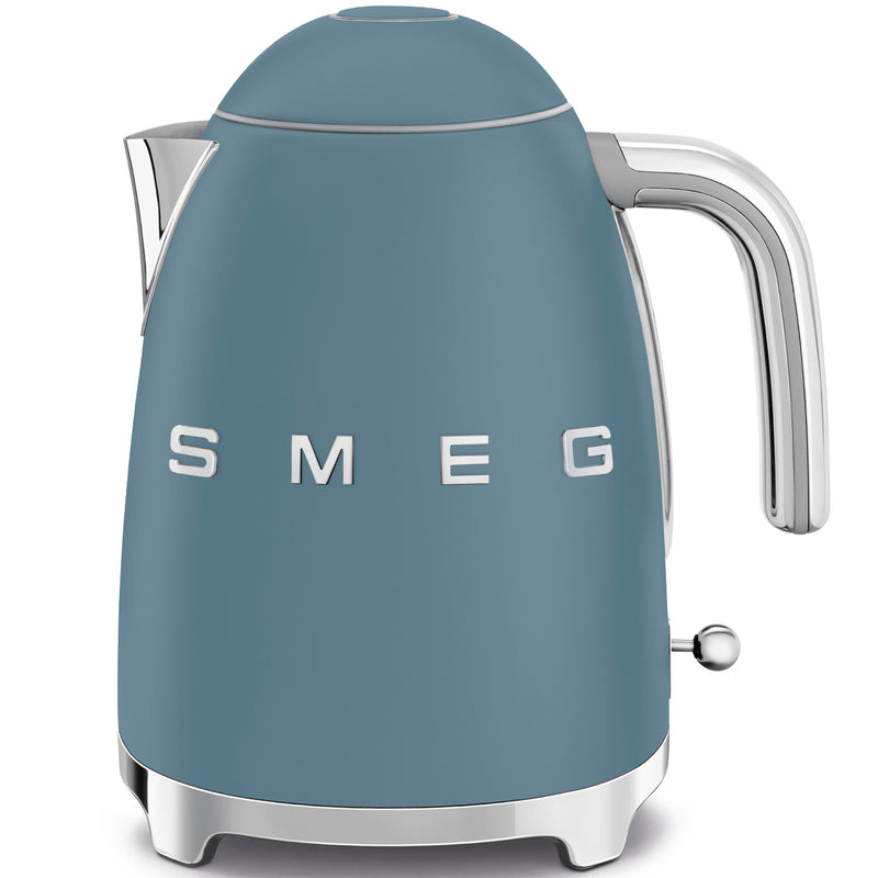 Smeg KLF03 Matte 50s Style Kettle-6
