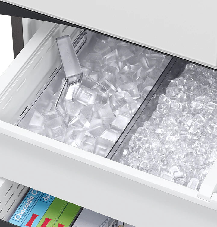 *Ex Display* Samsung RF24BB620EB1EU Bespoke AI 4 Door French Door Refrigerator SpaceMax 674L-9